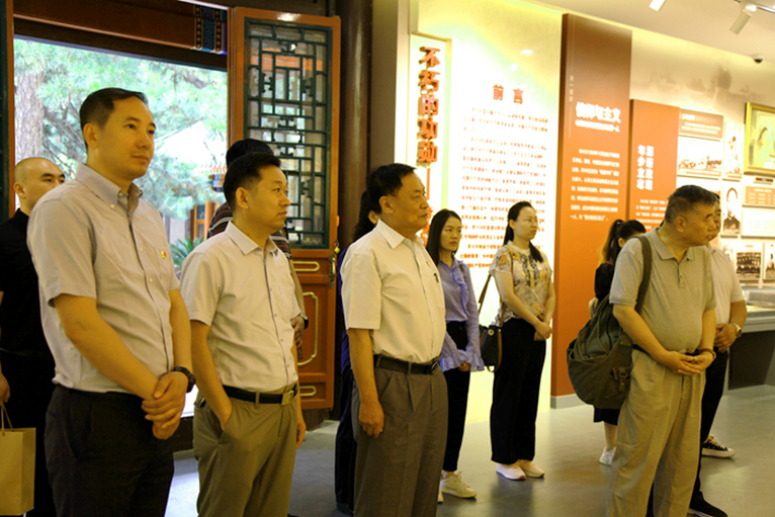2021-06-18于若木慈善基金会组织开展“学党史 守初心 担使命”主题党日活动948
